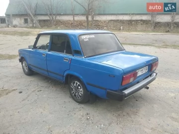 Авто ВАЗ 2105 1999 № 7218507