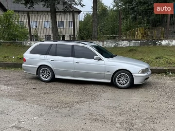Авто BMW 5 Series 2003 № 7218825