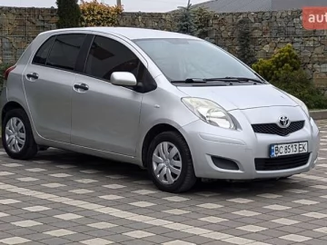 Авто Toyota Yaris 2011 № 7219495