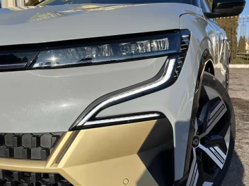 Авто Renault Megane E-Tech Electric 2023 № 7221363