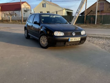 Авто Volkswagen Golf 2000 № 7222167