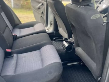 Авто Volkswagen Golf 2000 № 7222762