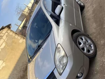 Авто Toyota Corolla Verso 2002 № 7223663