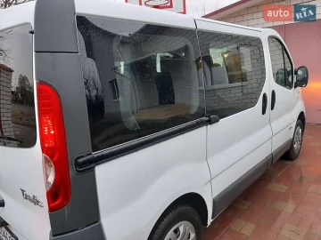 Авто Renault Trafic 2011 № 7228004