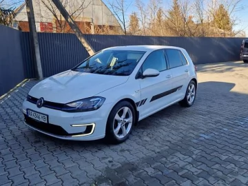 Авто Volkswagen E-Golf 2018 № 7229643
