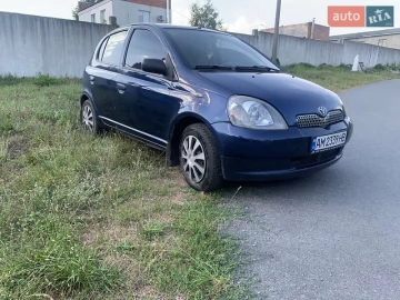 Авто Toyota Yaris 2002 № 7230410