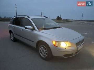 Авто Volvo V50 2006 № 7230774