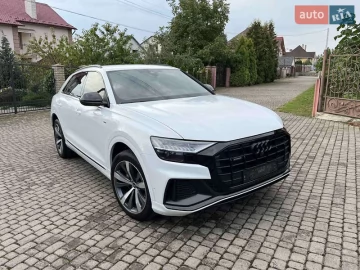 Авто Audi Q8 2021 № 7231370
