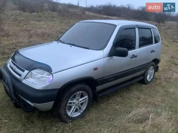 Авто Chevrolet Niva 2005 № 7233107