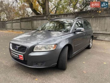 Авто Volvo V50 2008 № 7234125