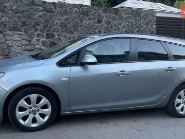Авто Opel Astra 2015 № 7235280