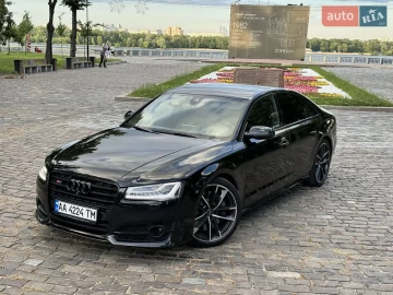 Авто Audi S8 2015 № 7237875