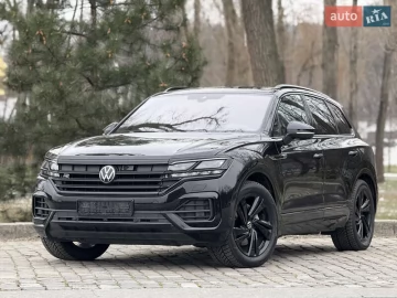 Авто Volkswagen Touareg 2023 № 7237895