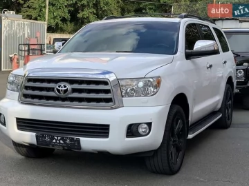 Авто Toyota Sequoia 2014 № 7240825
