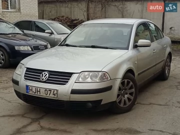 Авто Volkswagen Passat 2001 № 7240856