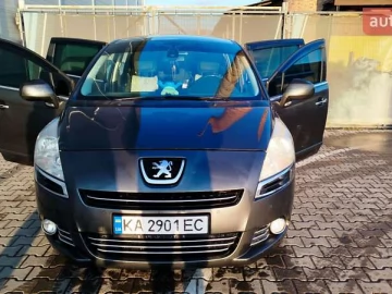 Авто Peugeot 5008 2012 № 7242032