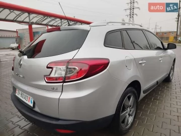 Авто Renault Megane 2011 № 7242204