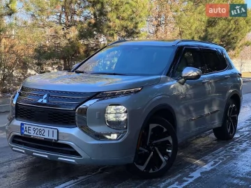 Авто Mitsubishi Outlander 2022 № 7242708