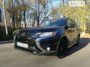 Авто Mitsubishi Outlander 2019 № 7245341