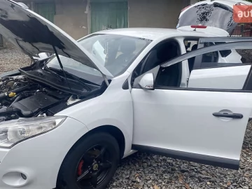 Авто Renault Megane 2011 № 7245725
