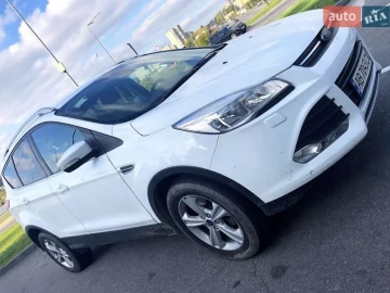 Авто Ford Kuga 2014 № 7248285