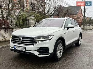 Авто Volkswagen Touareg 2020 № 7248829