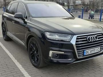 Авто Audi Q7 E-Tron 2016 № 7250059