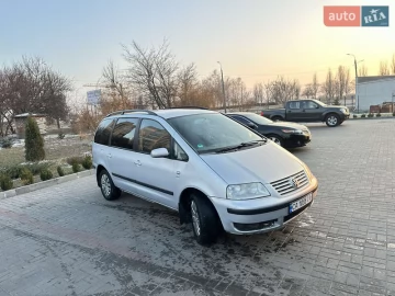 Авто Volkswagen Sharan 2002 № 7250217