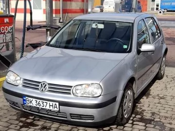 Авто Volkswagen Golf 2000 № 7250265