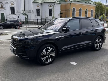 Авто Volkswagen Touareg 2020 № 7251563
