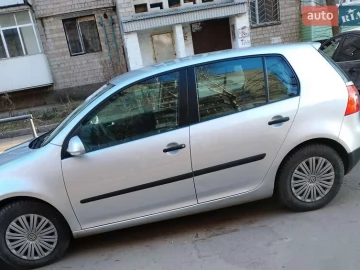 Авто Volkswagen Golf 2005 № 7251659