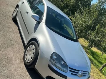 Авто Volkswagen Golf 2004 № 7251779