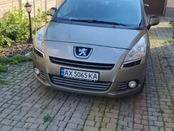 Авто Peugeot 5008 2011 № 7253301