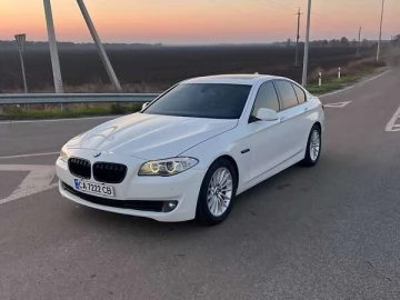 Авто BMW 5 Series 2012 № 7253405
