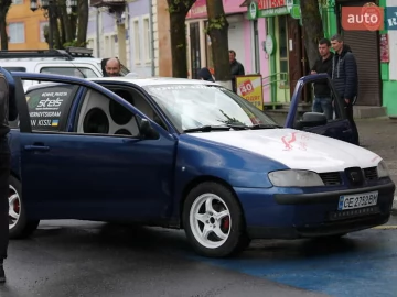 Авто SEAT Ibiza 2000 № 7253762