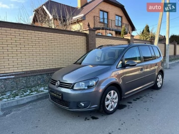 Авто Volkswagen Touran 2013 № 7253880