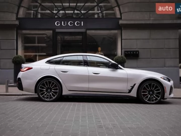 Авто BMW I4 2023 № 7254930