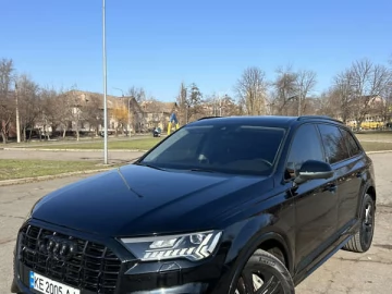Авто Audi Q7 2020 № 7254931