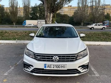 Авто Volkswagen Passat 2018 № 7255300