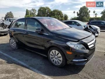Авто Mercedes B-Class 2015 № 7256024