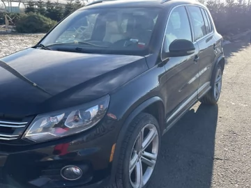 Авто Volkswagen Tiguan 2015 № 7256323