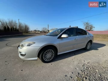 Авто Renault Laguna 2012 № 7256971