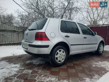 Авто Volkswagen Golf 2001 № 7258043