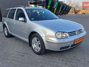 Авто Volkswagen Golf 2004 № 7258153
