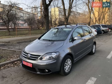 Авто Volkswagen Golf Plus 2008 № 7258269