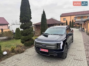 Авто Ford F-150 2023 № 7260501