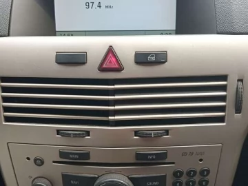 Авто Opel Astra 2007 № 7260761