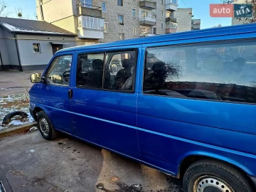 Авто Volkswagen Transporter 2000 № 7260824
