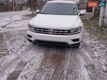 Авто Volkswagen Tiguan 2017 № 7262465