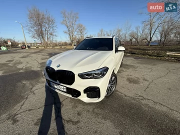 Авто BMW X5 2022 № 7262512